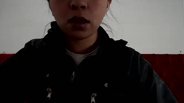 CarolineBrunx online show from 02-05-25, 03:34