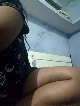 Priya Strip online show from 12-23-24, 07:09