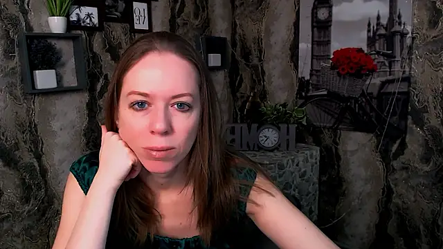 GloriaSi  online show from 01-18-26, 05:33