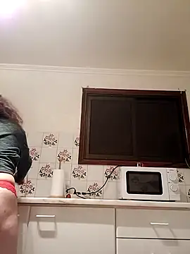 Snapshot of RamyLove36 chatting on 02-17-25, 04:42 RamyLove36 online show from 02-17-25, 04:42