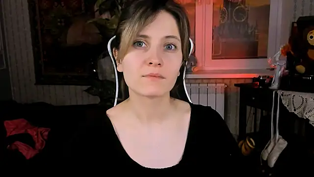 Snapshot of LolaAsmus chatting on 01-10-25, 05:15 LolaAsmus online show from 01-10-25, 05:15