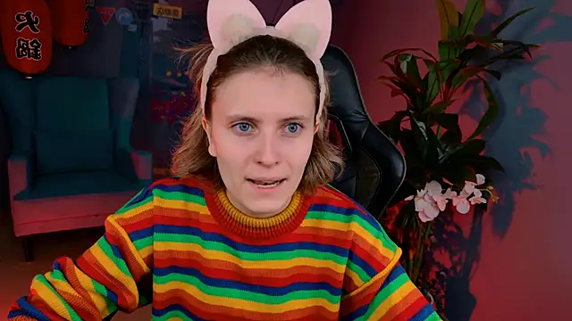 Snapshot of LolaAsmus chatting on 01-15-25, 05:08 LolaAsmus online show from 01-15-25, 05:08