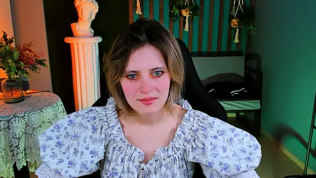 Snapshot of LolaAsmus chatting on 01-23-25, 08:15 LolaAsmus online show from 01-23-25, 08:15