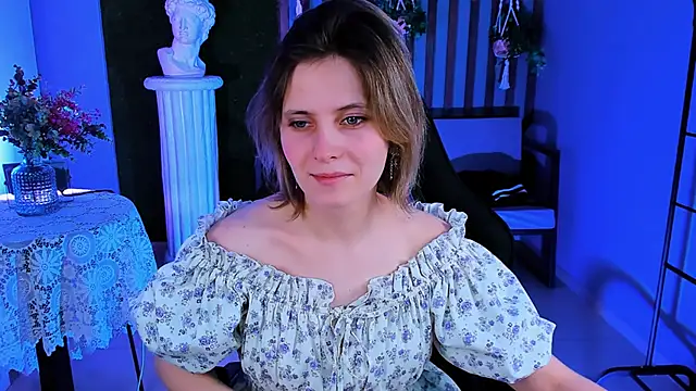 Snapshot of LolaAsmus chatting on 01-23-25, 02:17 LolaAsmus online show from 01-23-25, 02:17