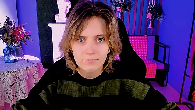 Snapshot of LolaAsmus chatting on 01-30-25, 06:24 LolaAsmus online show from 01-30-25, 06:24