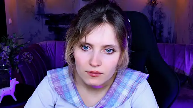 Snapshot of LolaAsmus chatting on 02-15-25, 02:22 LolaAsmus online show from 02-15-25, 02:22