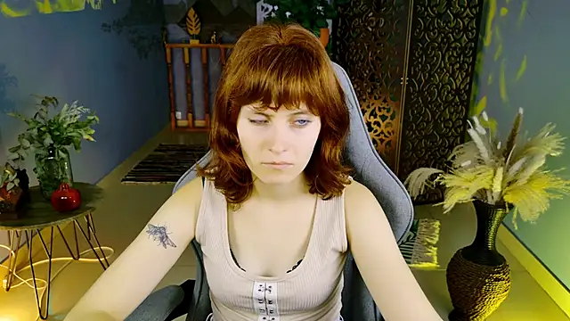 Snapshot of LolaAsmus chatting on 09-24-25, 05:11 LolaAsmus online show from 09-24-25, 05:11