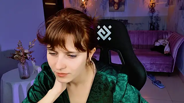 Snapshot of LolaAsmus chatting on 09-26-25, 07:45 LolaAsmus online show from 09-26-25, 07:45