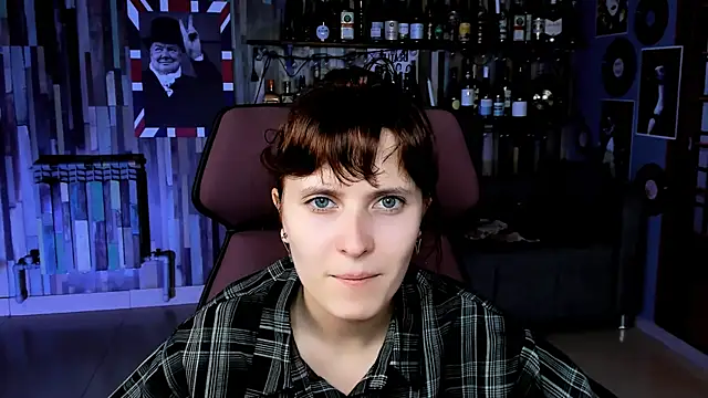 Snapshot of LolaAsmus chatting on 09-27-25, 08:08 LolaAsmus online show from 09-27-25, 08:08