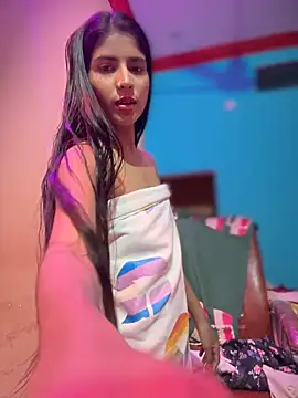 Snapshot of DiyAsingHh chatting on 12-15-24, 04:40 DiyAsingHh online show from 12-15-24, 04:40