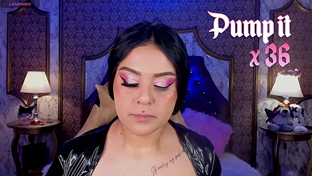 SoffiQueen online show from 02-05-26, 02:33