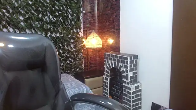 JackSwan18 online show from 12-30-24, 01:14