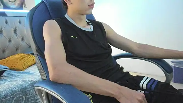 JackSwan18 online show from 12-20-25, 07:32