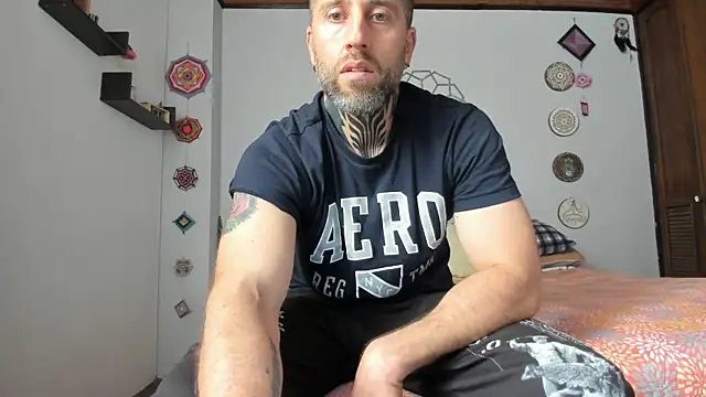 Antoniohot2024 online show from 12-31-24, 04:04