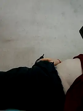 Snapshot of mohnis76 chatting on 03-28-26, 09:09 mohnis76 online show from 03-28-26, 09:09