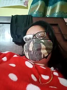 Snapshot of heenage chatting on 11-19-25, 01:00 heenage online show from 11-19-25, 01:00