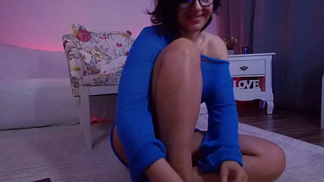 SophieeRain online show from 05-16-26, 07:45