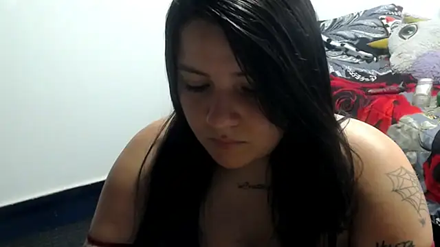 Snapshot of shopyymessyy chatting on 01-16-25, 05:44 shopyymessyy online show from 01-16-25, 05:44