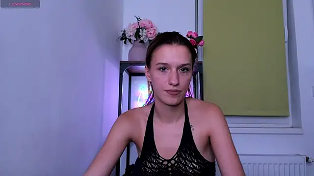 Snapshot of LaraStone69 chatting on 09-17-25, 07:15 LaraStone69 online show from 09-17-25, 07:15