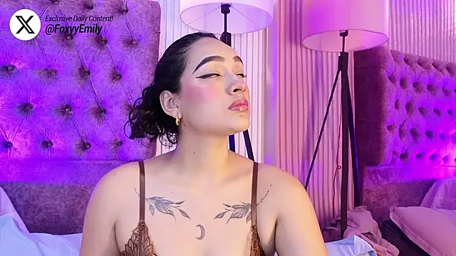 EMILYY FOXY online show from 02-05-26, 07:07