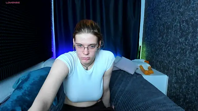 KIKI Krash online show from 01-28-25, 01:16