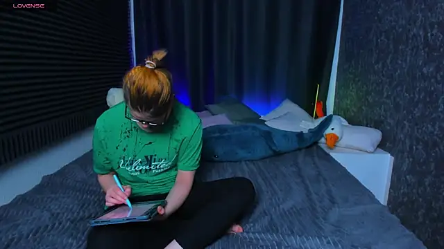 KIKI Krash online show from 02-27-25, 04:43