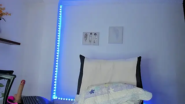 anniesweet- online show from 03-16-25, 05:17