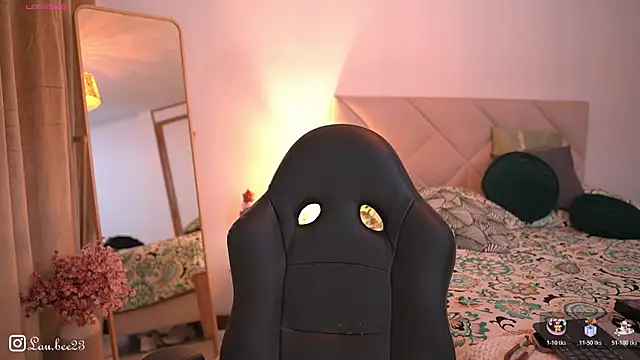 Lau Bee online show from 01-10-26, 05:26