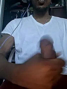 bigboytoy912 online show from 05-05-26, 09:12