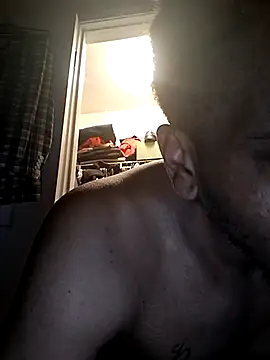 Snapshot of bigboytoy912 chatting on 06-14-26, 02:24 bigboytoy912 online show from 06-14-26, 02:24