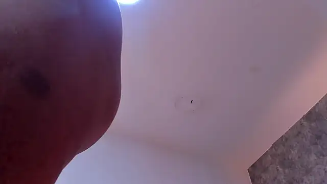 Snapshot of laura_smith33 chatting on 03-18-25, 06:37 laura smith33 online show from 03-18-25, 06:37