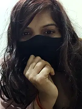 Snapshot of illay_love chatting on 01-05-26, 05:27 illay love online show from 01-05-26, 05:27