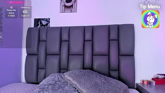 Sophia Lemos online show from 02-07-25, 01:53