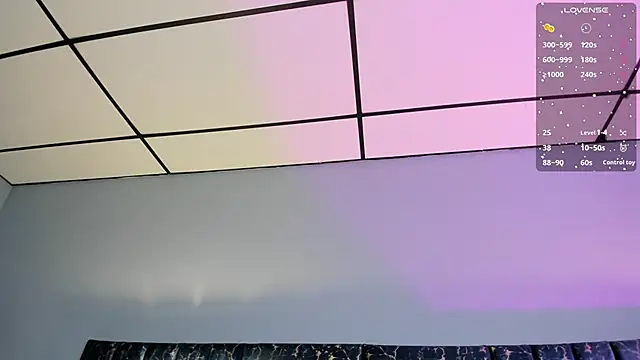 Sophia Lemos online show from 09-25-25, 01:15