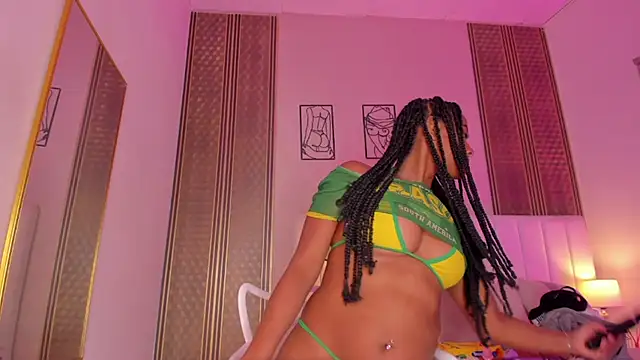 Snapshot of zoe_sky_ chatting on 10-20-25, 11:32 zoe sky online show from 10-20-25, 11:32