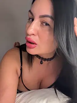 Helena7077 online show from 10-04-25, 09:13