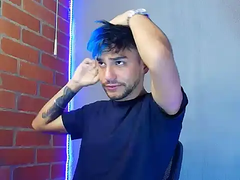 Leandro valenzuela online show from 11-08-25, 09:24