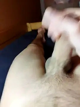 Snapshot of Crazzy_Maiky chatting on 01-19-25, 11:32 Crazzy Maiky online show from 01-19-25, 11:32