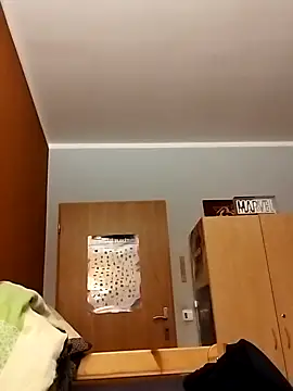 Snapshot of Crazzy_Maiky chatting on 01-28-25, 09:08 Crazzy Maiky online show from 01-28-25, 09:08