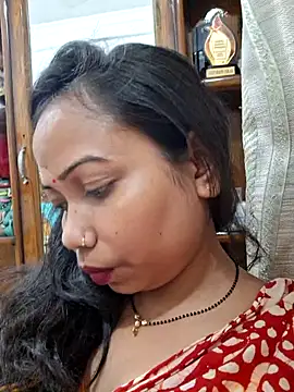 DREAM GIRL-30 online show from 03-21-25, 12:50