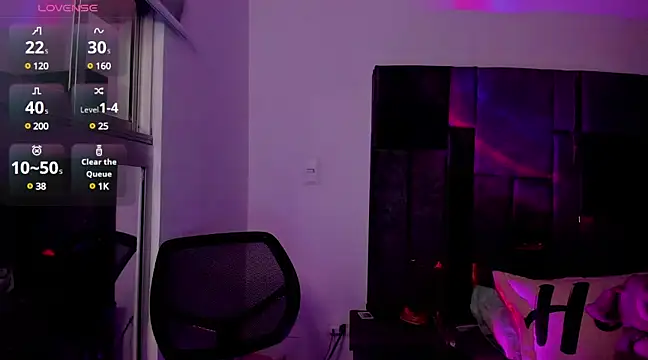 Charlee pink online show from 03-21-25, 04:17