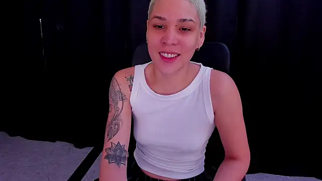 Charlee pink online show from 09-13-25, 05:57