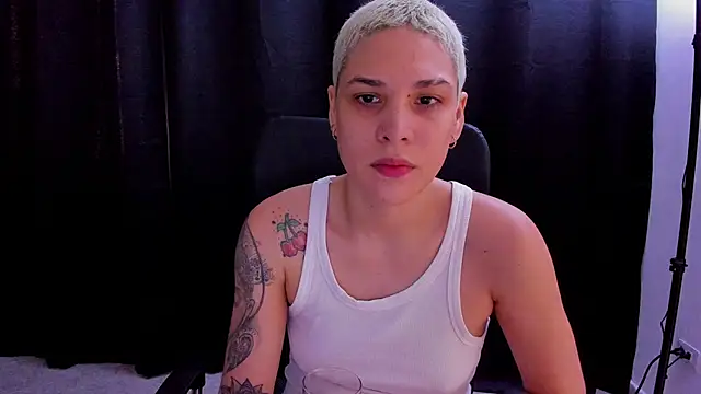 Charlee pink online show from 09-16-25, 01:12