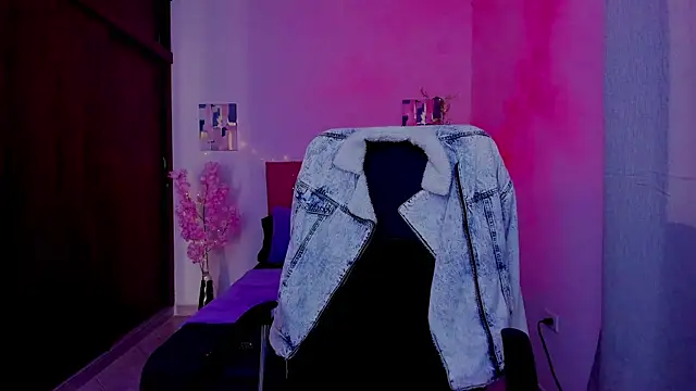 Charlee pink online show from 09-29-25, 02:22