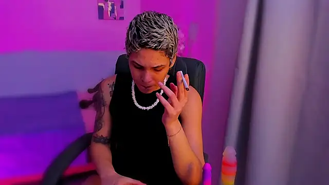 Charlee pink online show from 11-22-25, 04:44