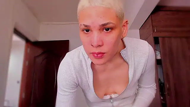 Charlee pink online show from 02-17-26, 05:30