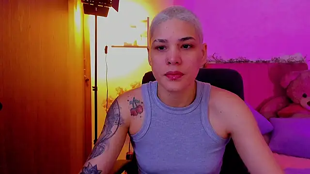 Charlee pink online show from 03-29-26, 03:23