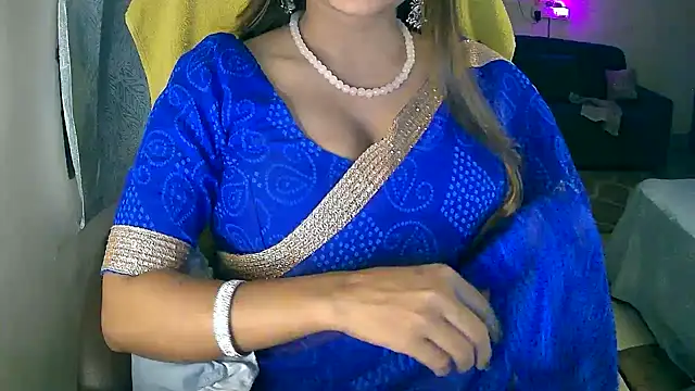 Cute-Tara online show from 10-15-25, 05:57