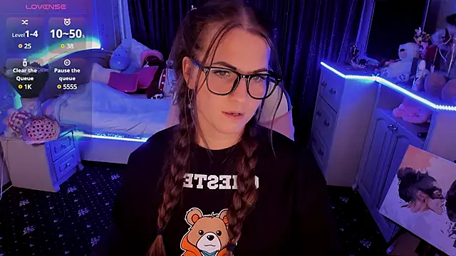 Snapshot of masha19981 chatting on 12-08-24, 12:29 masha19981 online show from 12-08-24, 12:29