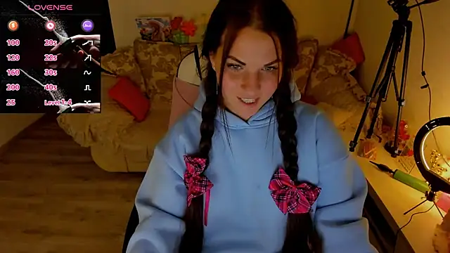 masha19981 online show from 03-12-26, 04:13